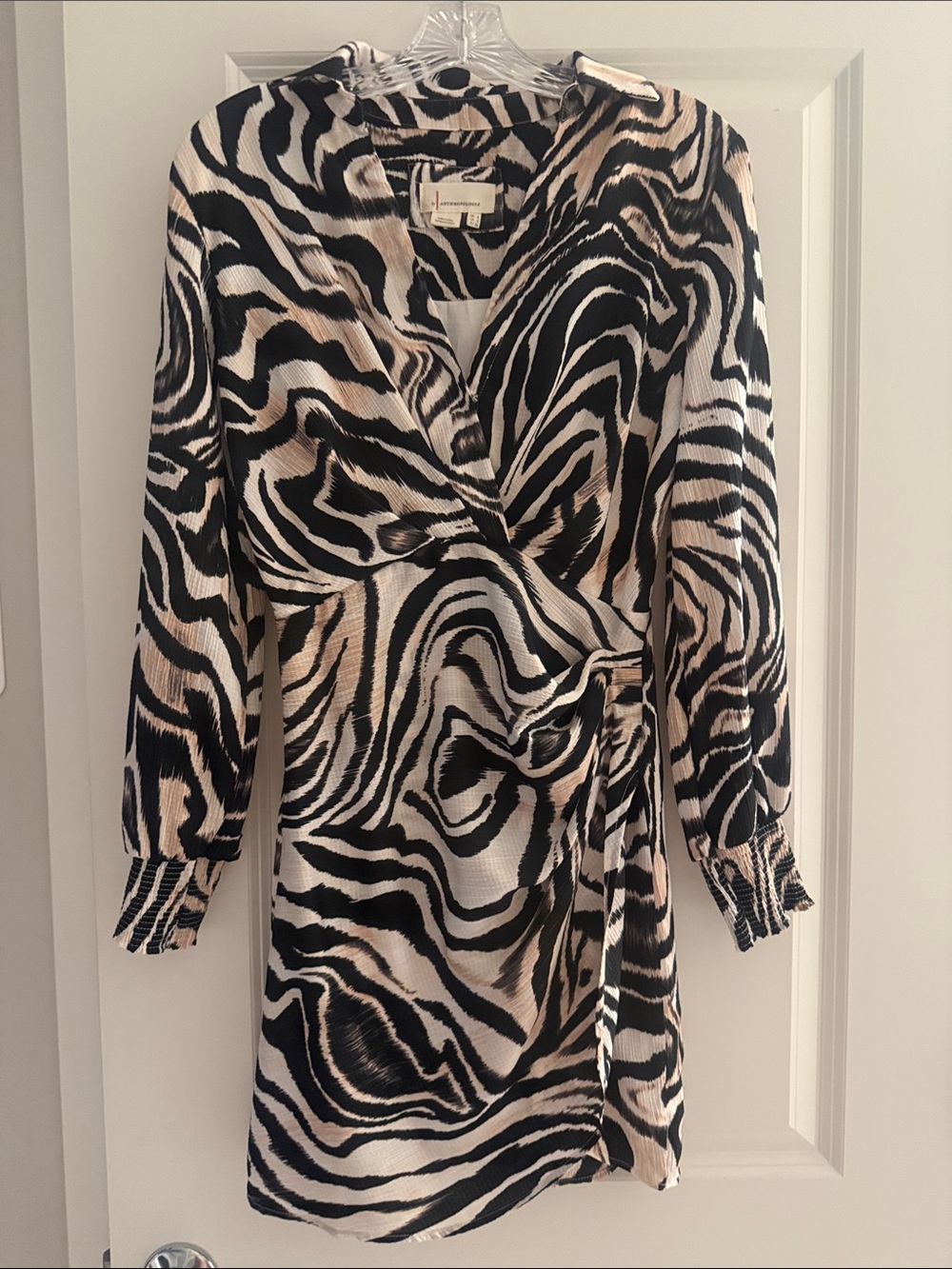 Anthropologie graphic mini dress - Picture 4 of 10